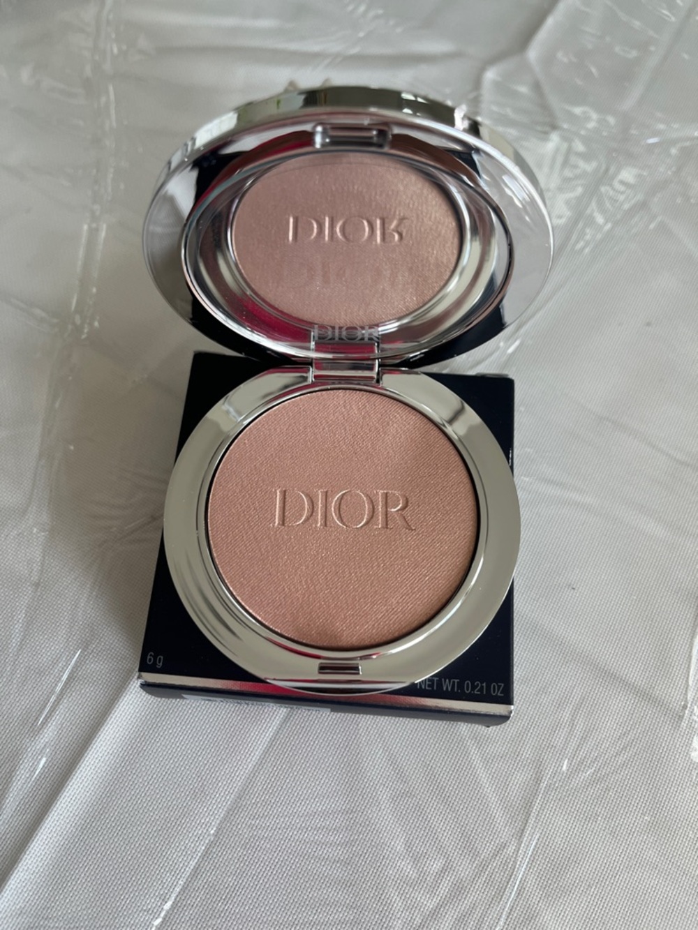 Dior Forever Glow Luminizer LIMITED EDITION - Picture 2 of 7